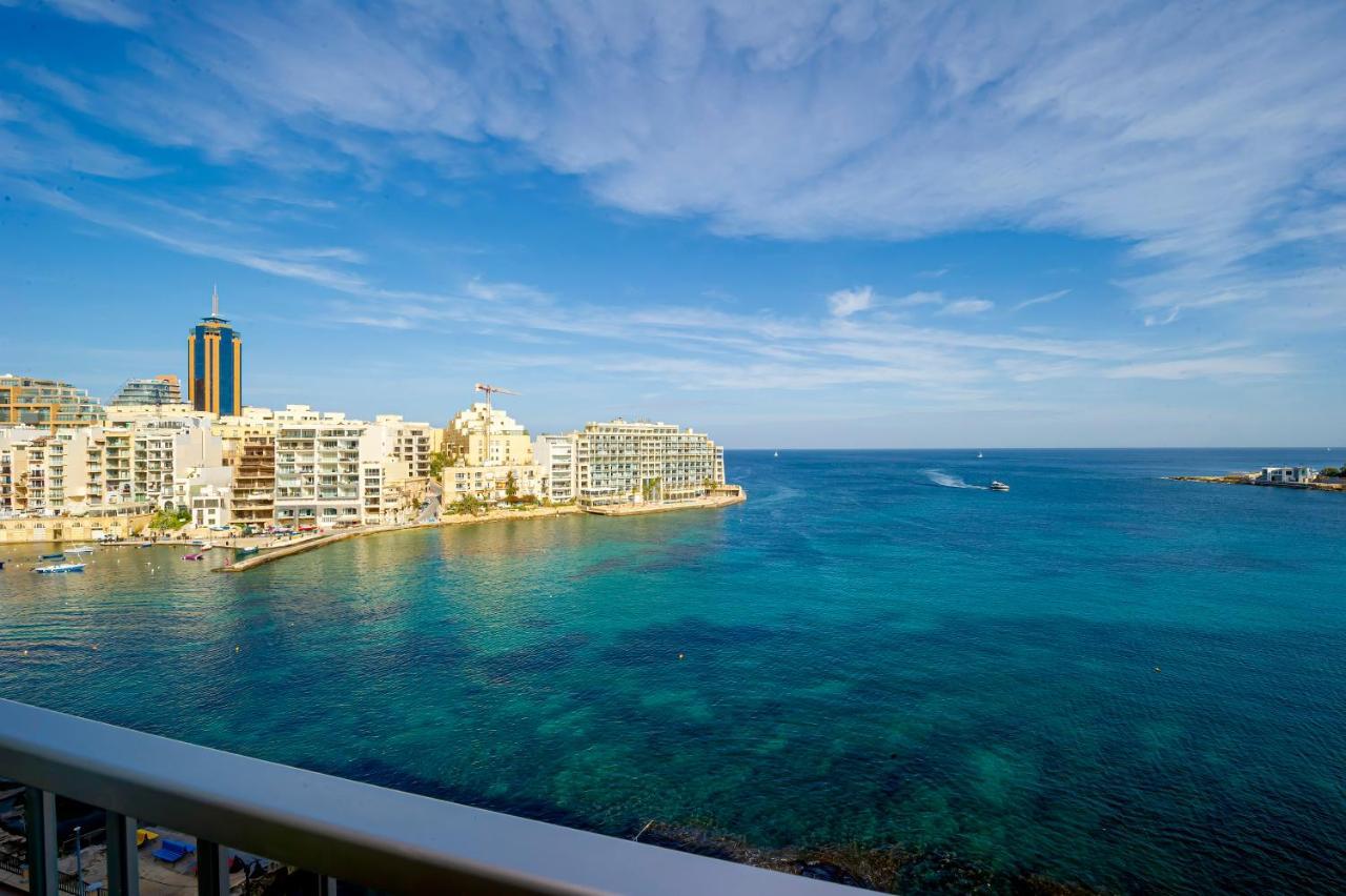 Spinola Bay Top Floor Seafront 3 Bedroom Apartment With Panoramic Sea Views - By Getawaysmalta Сент Джулианс Экстерьер фото