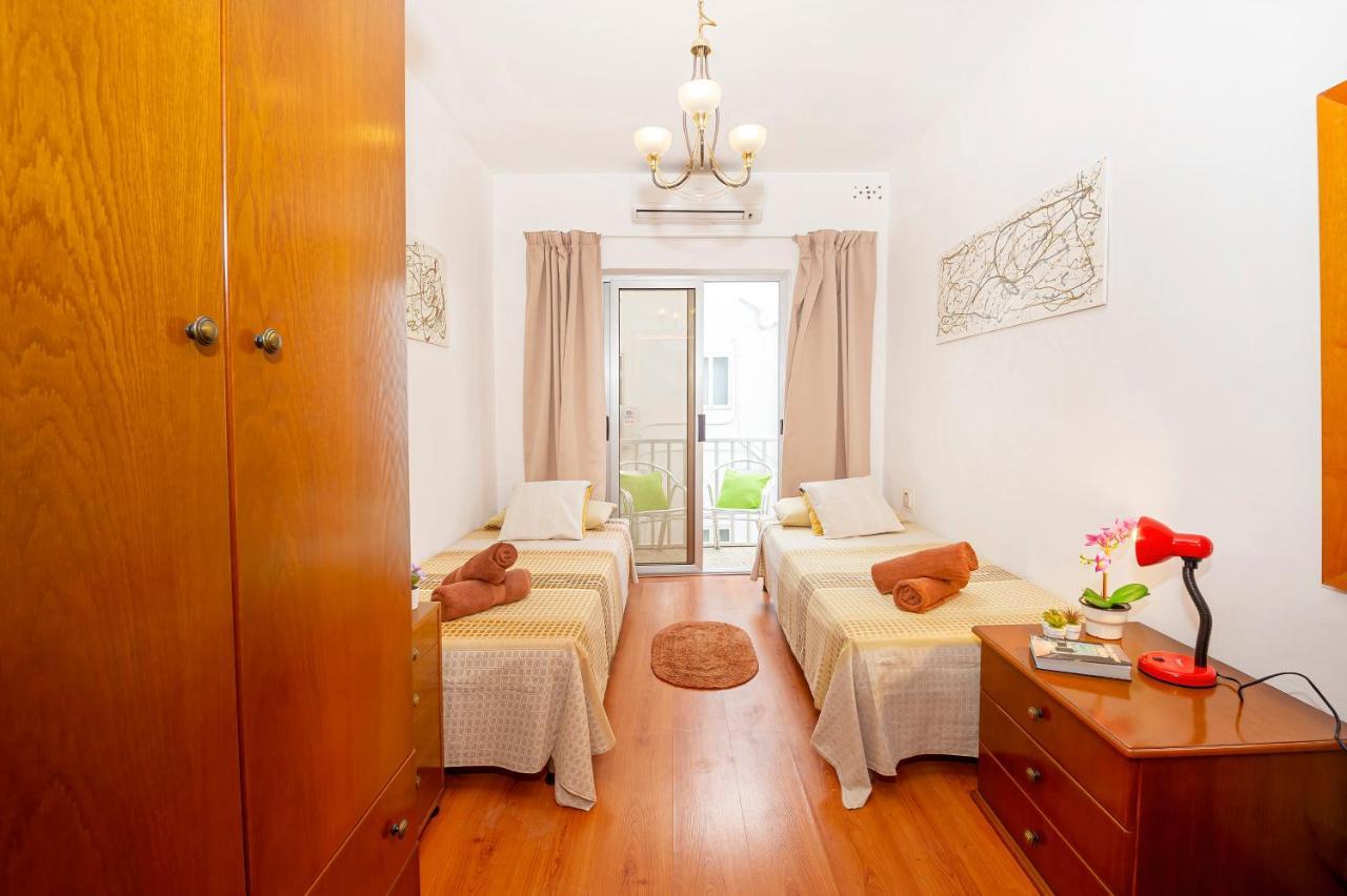 Spinola Bay Top Floor Seafront 3 Bedroom Apartment With Panoramic Sea Views - By Getawaysmalta Сент Джулианс Экстерьер фото