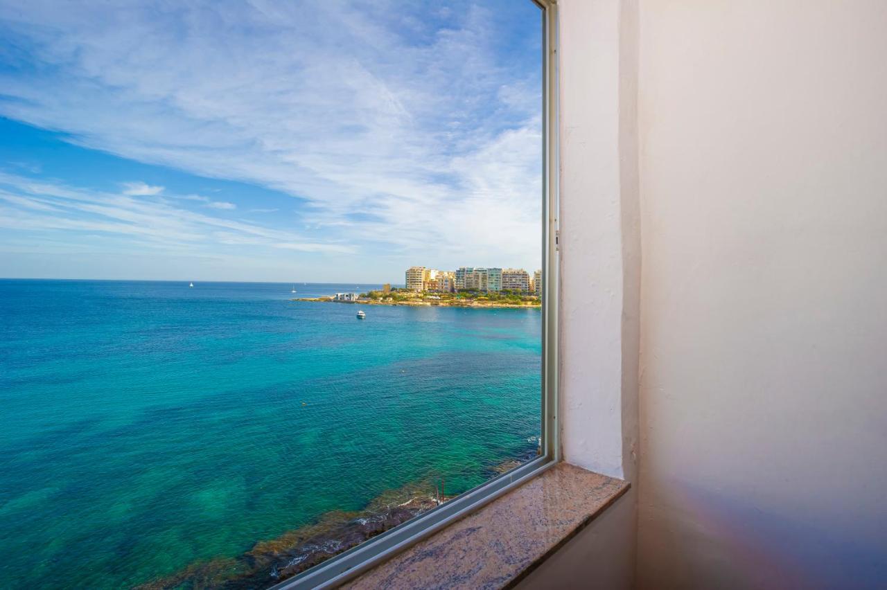 Spinola Bay Top Floor Seafront 3 Bedroom Apartment With Panoramic Sea Views - By Getawaysmalta Сент Джулианс Экстерьер фото